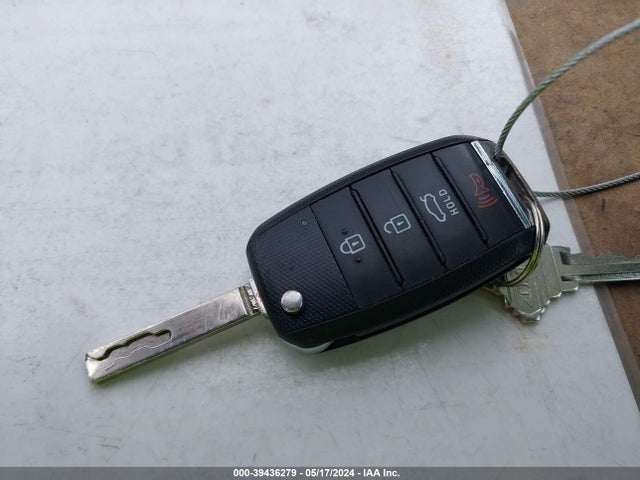 KIA Optima Lx 2016 KNAGT4L3XG5092148 Image 11