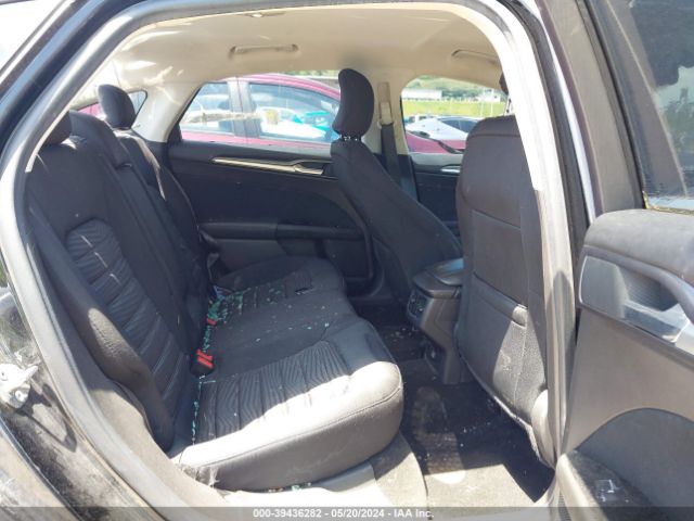 3FA6P0H76GR301122 Ford FUSION SE