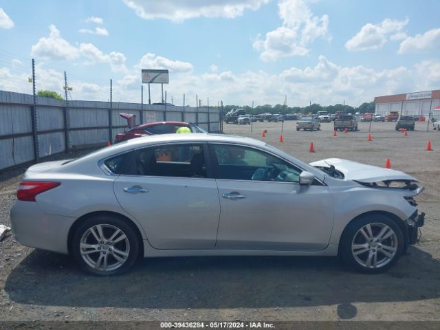 1N4BL3AP0HC152440 Nissan Altima 3.5 Sl