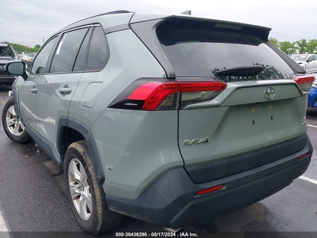 Toyota Rav4 Xle 2019 JTMP1RFV1KD020689 Image 3
