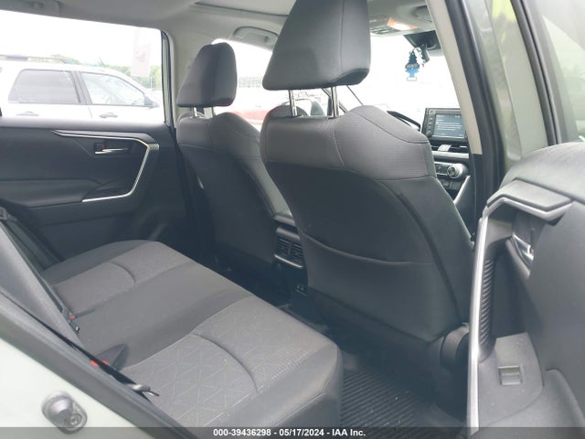Toyota Rav4 Xle 2019 JTMP1RFV1KD020689 Image 8