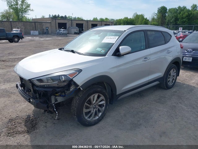 Hyundai TUCSON SE 2017 KM8J3CA42HU375418 Image 2