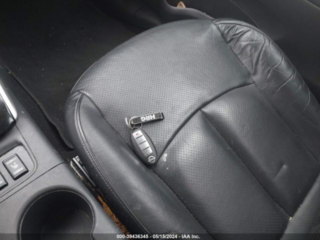 3N1AB7AP3JY227728 Nissan SENTRA SL