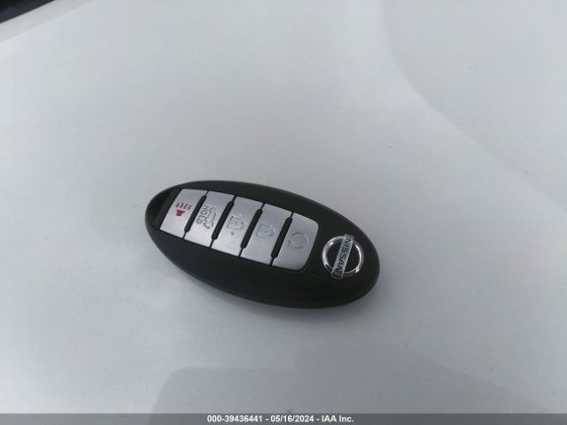 5N1AT3CA2MC721180 Nissan Rogue Sl Fwd