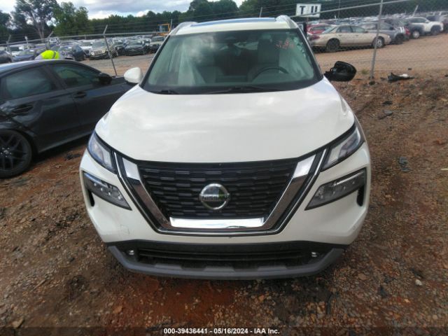 5N1AT3CA2MC721180 Nissan Rogue Sl Fwd
