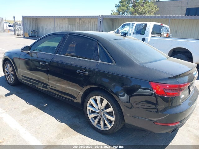 WAUGMAF42HN037551 Audi A4 2.0t Ultra Premium