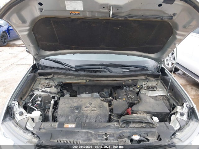 2020 MITSUBISHI OUTLANDER JA4AD3A31LZ032050 Photo 9