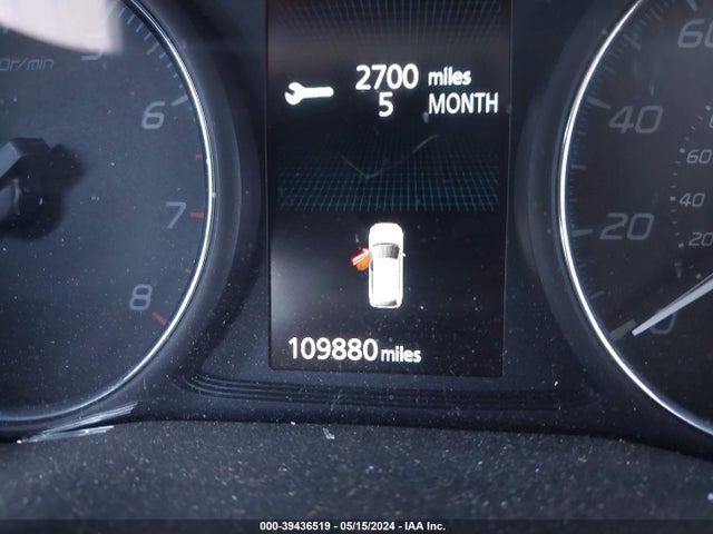 JA4AD2A3XHZ014907 Mitsubishi Outlander Es
