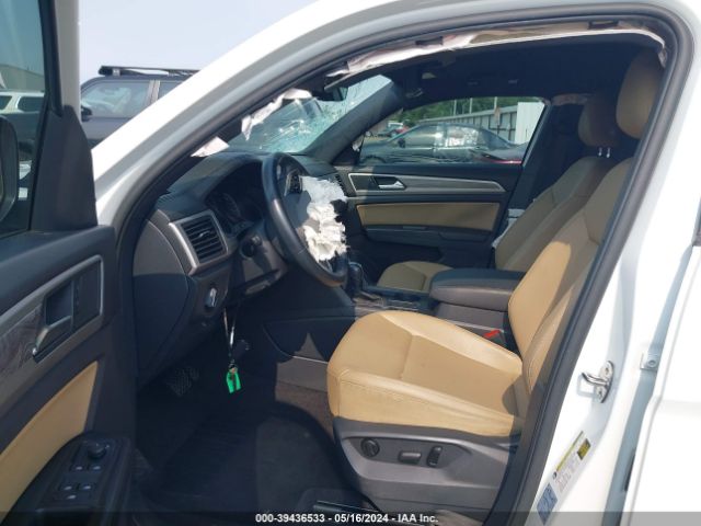 1V2YE2CA5LC222197 Volkswagen Atlas Cross Sport 3.6l V6 Se W/technology/3.6l V6 Se W/technology R-line