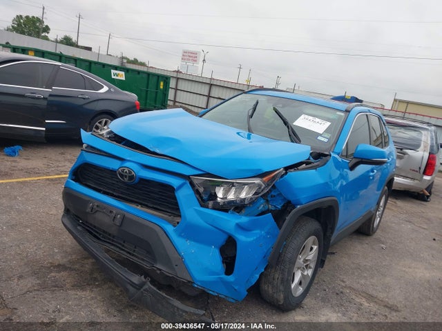 Toyota Rav4 Xle 2019 2T3W1RFVXKC031982 Image 2