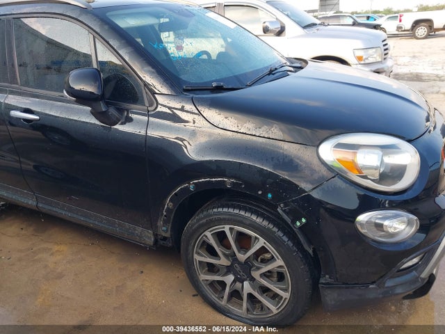 2017 FIAT 500X ZFBCFXCB0HP532209 Photo 5