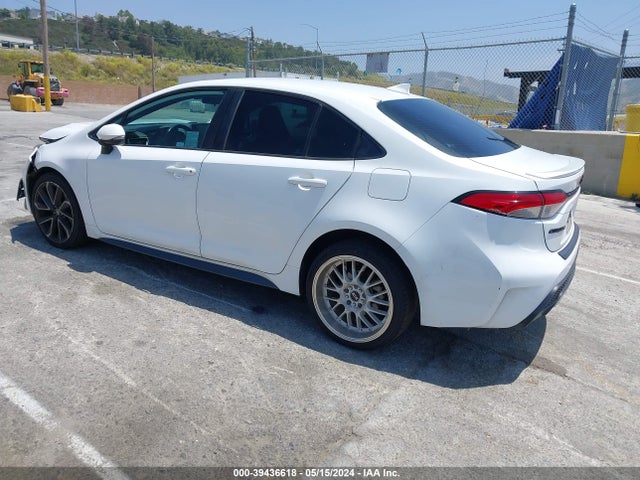 Toyota COROLLA SE 2021 5YFS4MCE6MP080265 Image 3