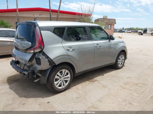 KIA SOUL LX 2023 KNDJ23AU4P7866500 Image 4