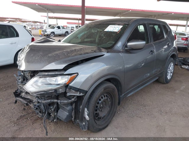 Nissan ROGUE S 2018 JN8AT2MT2JW459612 Image 2