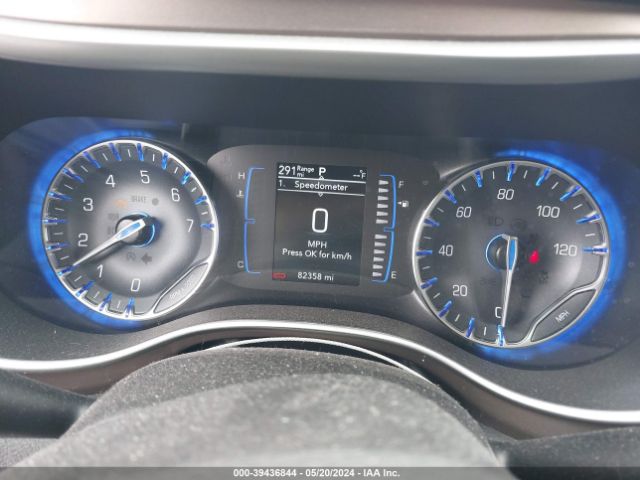 2C4RC1DG1MR533241 Chrysler Voyager Lxi