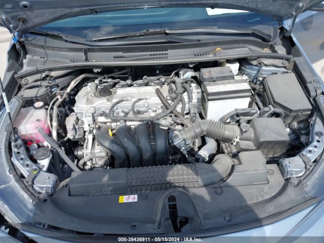 5YFFPMAE4NP380898 Toyota Corolla Xle