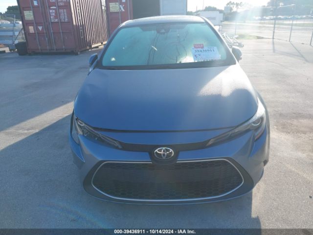 5YFFPMAE4NP380898 Toyota Corolla Xle
