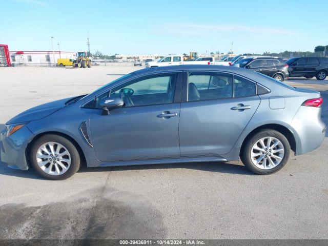 5YFFPMAE4NP380898 Toyota Corolla Xle