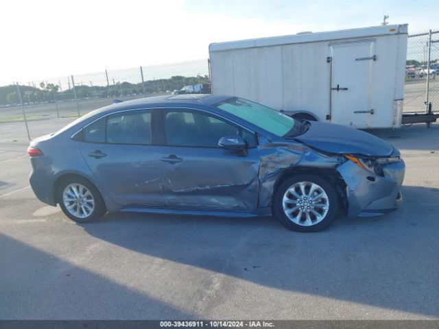 5YFFPMAE4NP380898 Toyota Corolla Xle