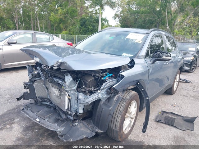 Toyota Corolla Cross Le 2023 7MUCAAAG7PV042805 Image 2