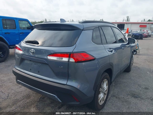 Toyota Corolla Cross Le 2023 7MUCAAAG7PV042805 Image 4