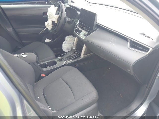 Toyota Corolla Cross Le 2023 7MUCAAAG7PV042805 Image 5