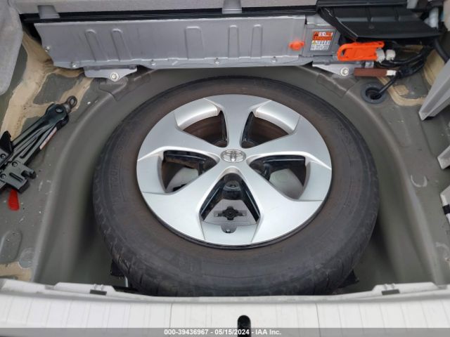 JTDKN3DU9F1941393 Toyota Prius Two