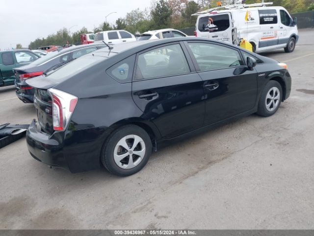 JTDKN3DU9F1941393 Toyota Prius Two