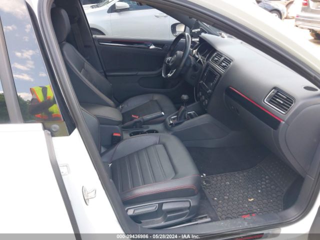3VW5T7AJXGM370860 Volkswagen Jetta 2.0t Gli Sel
