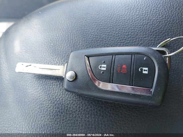 Toyota RAV4 LE 2022 2T3H1RFV8NC176032 Image 11