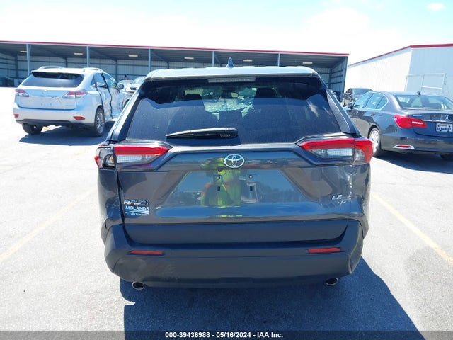 Toyota RAV4 LE 2022 2T3H1RFV8NC176032 Image 16
