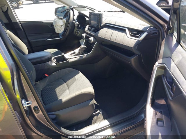 Toyota RAV4 LE 2022 2T3H1RFV8NC176032 Image 5