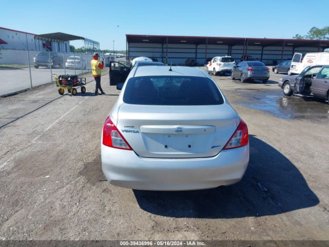 3N1CN7AP5EL856460 Nissan Versa 1.6 S