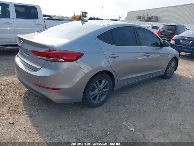 Hyundai ELANTRA SE 2017 5NPD84LF5HH062090 Image 4