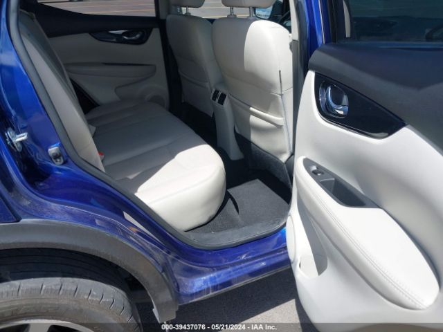 JN1BJ1CP0JW106339 Nissan Rogue Sport Sl