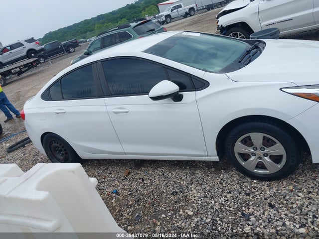 Chevrolet Cruze Ls Manual 2017 3G1BB5SM4HS522501 Image 13