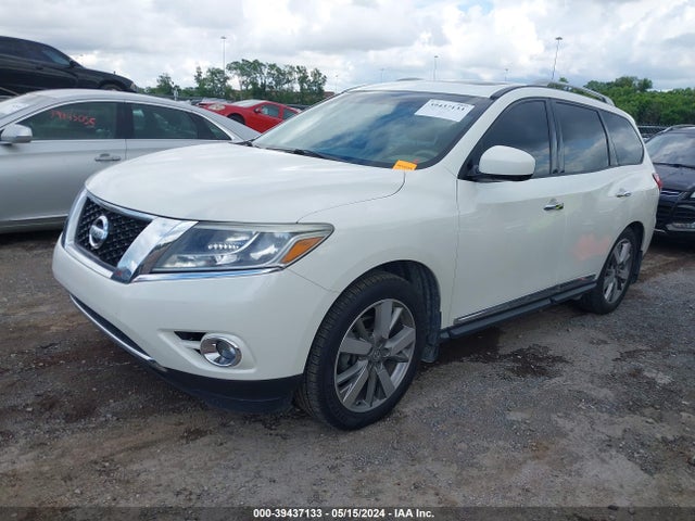 Nissan Pathfinder Platinum 2015 5N1AR2MM1FC689178 Image 2