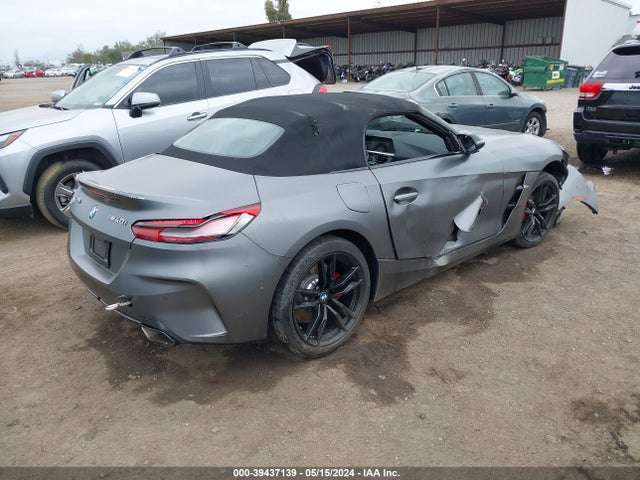 2024 BMW Z4 WBAHF9C02RWY36725 Photo 3