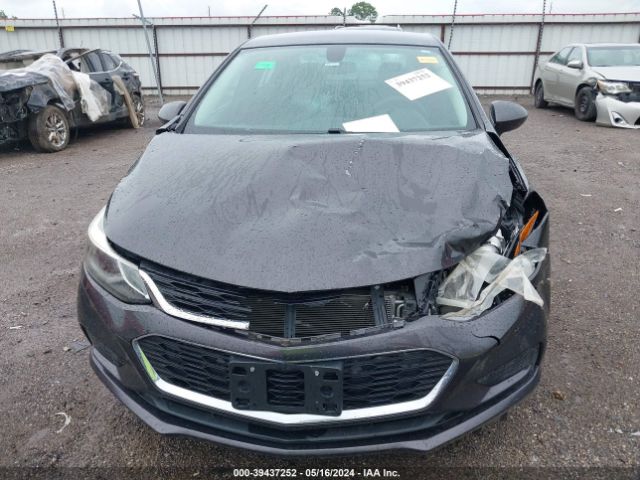 1G1BE5SM3H7109586 Chevrolet Cruze Lt Auto