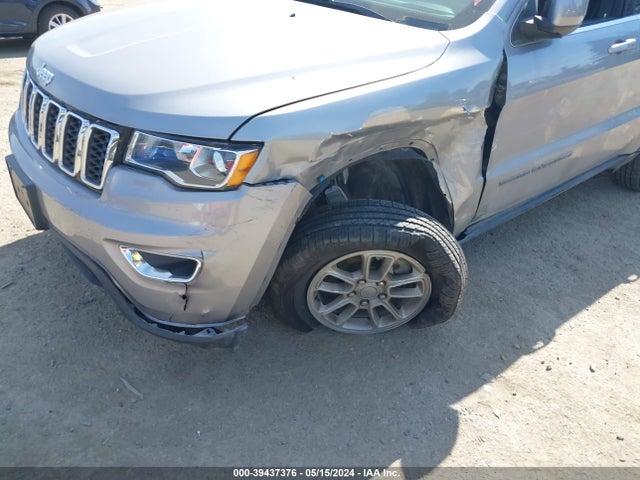Jeep Grand Cherokee Laredo E 4x2 2018 1C4RJEAG8JC172578 Image 18