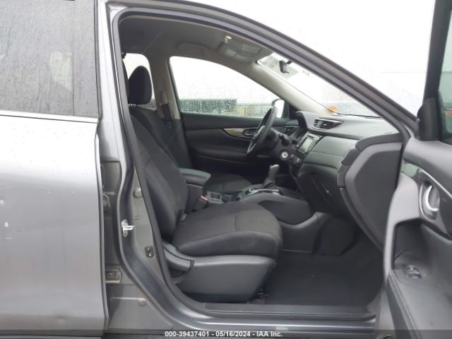 5N1AT2MT6LC732952 Nissan Rogue S Fwd