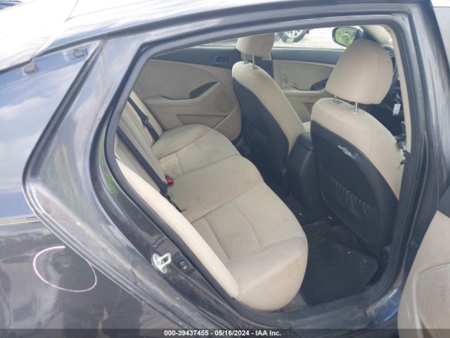 KNAGM4A70F5623634 KIA Optima Lx