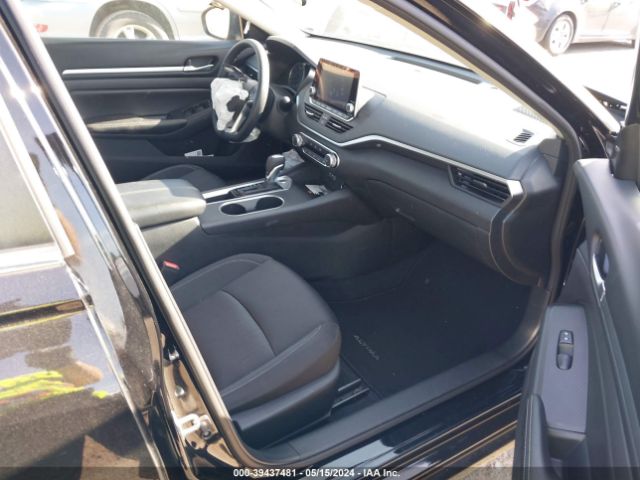 1N4BL4DV6NN390115 Nissan Altima Sv Fwd