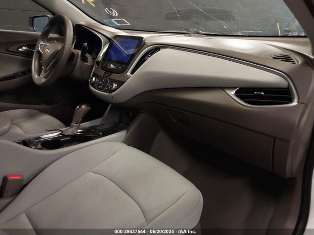 Chevrolet Malibu 1fl 2019 1G1ZC5ST0KF157703 Image 5