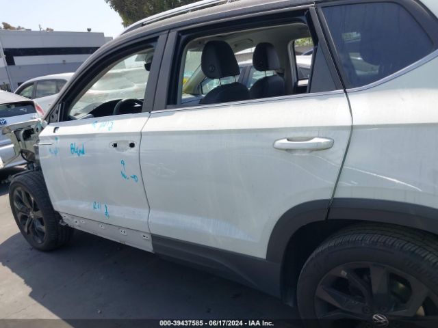 3VVEX7B24PM356100 Volkswagen Taos 1.5t Se