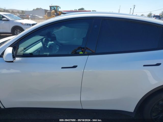 5YJYGDEE5LF058671 Tesla Model Y Long Range Dual Motor All-wheel Drive