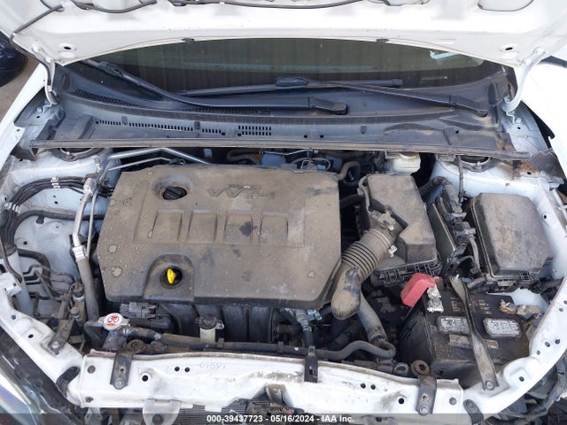 Toyota COROLLA LE 2018 2T1BURHEXJC083414 Image 10