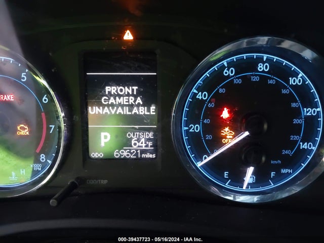 Toyota COROLLA LE 2018 2T1BURHEXJC083414 Image 16