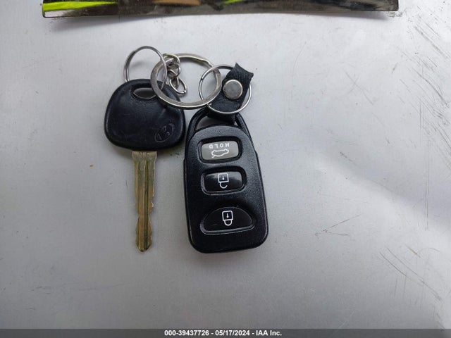 2010 Hyundai Sonata Gls მანქანა იყიდება აუქციონზე, vin: 5NPET4AC5AH643395, აუქციონის ნომერი: 39437726
