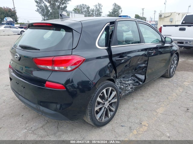 Hyundai ELANTRA GT 2018 KMHH35LEXJU034807 Image 4